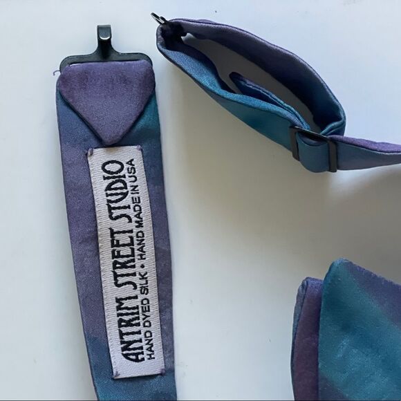Antrim Street Studio silk bow tie - Picture 4 of 7